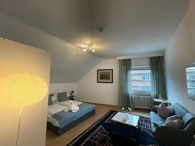 Riverside Attic Apartment Near The Chocolate Museum Colonia